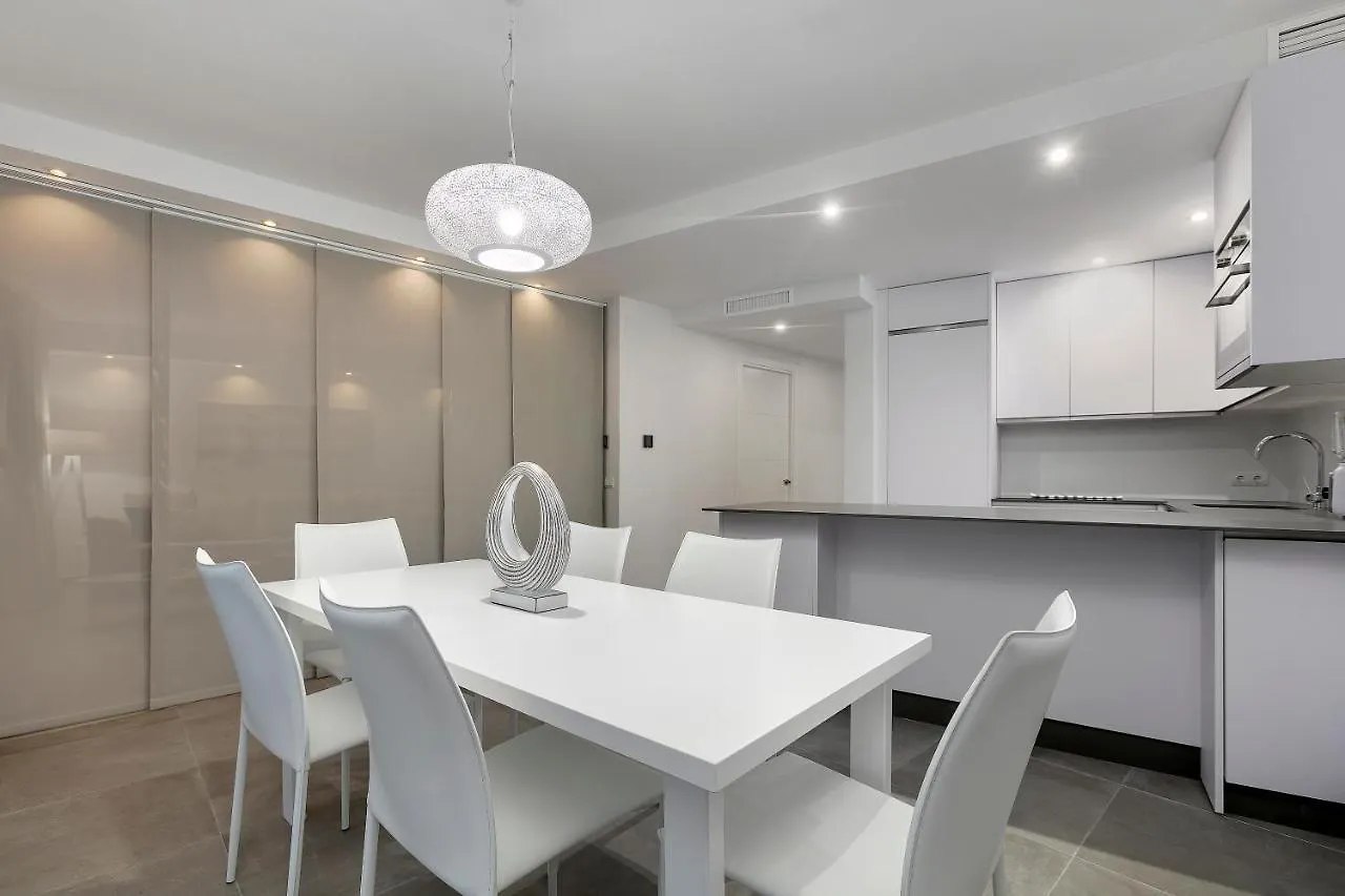 Luna Beach Marbella Apartment